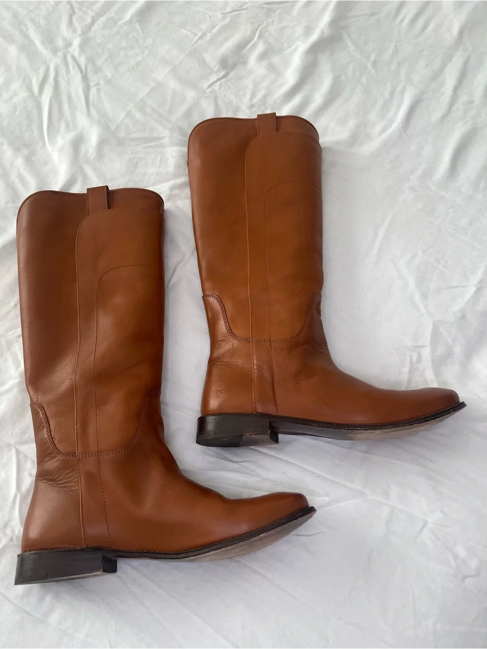 Frye classic women